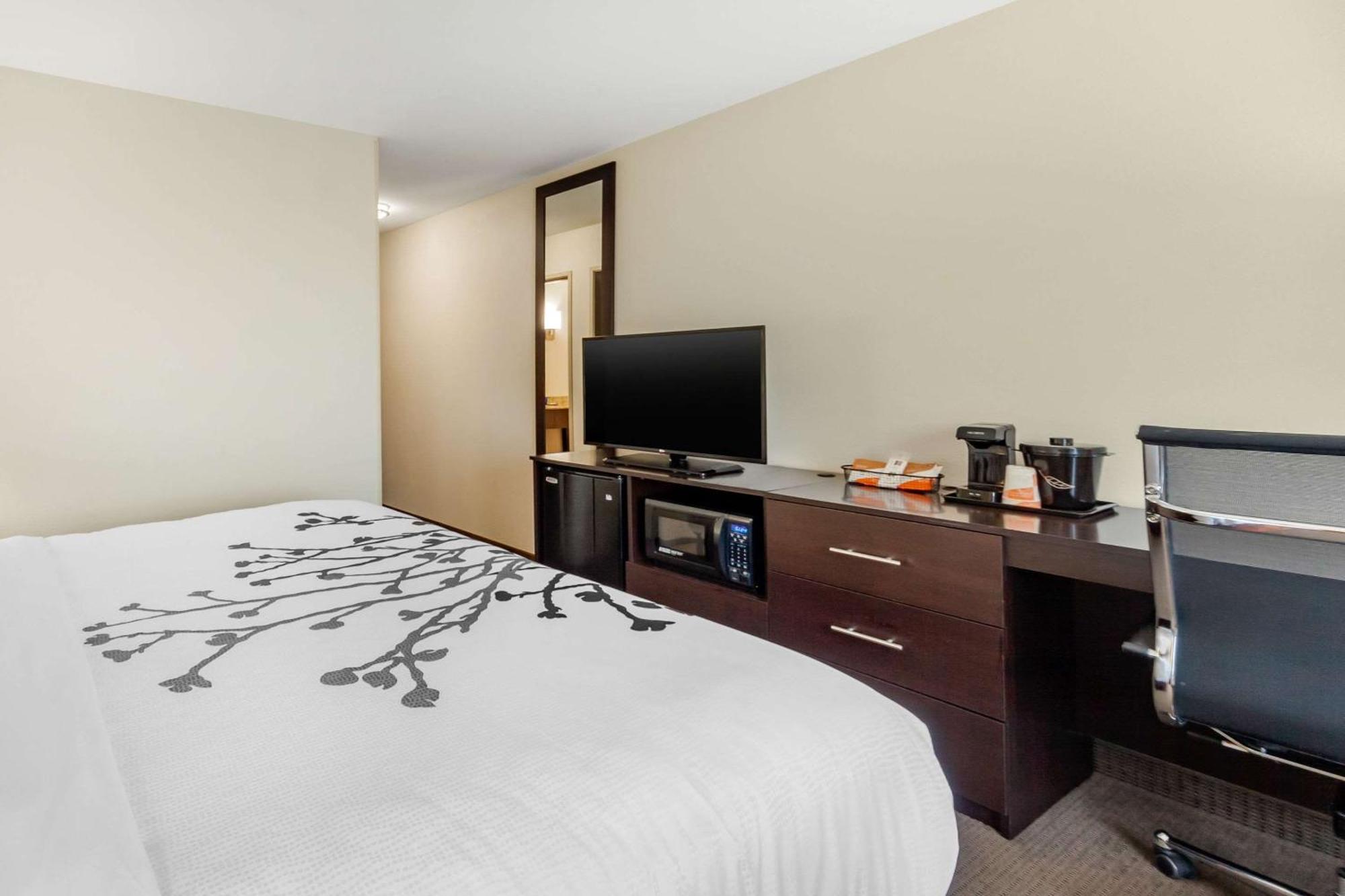 Sleep Inn & Suites Fargo Medical Center Bagian luar foto