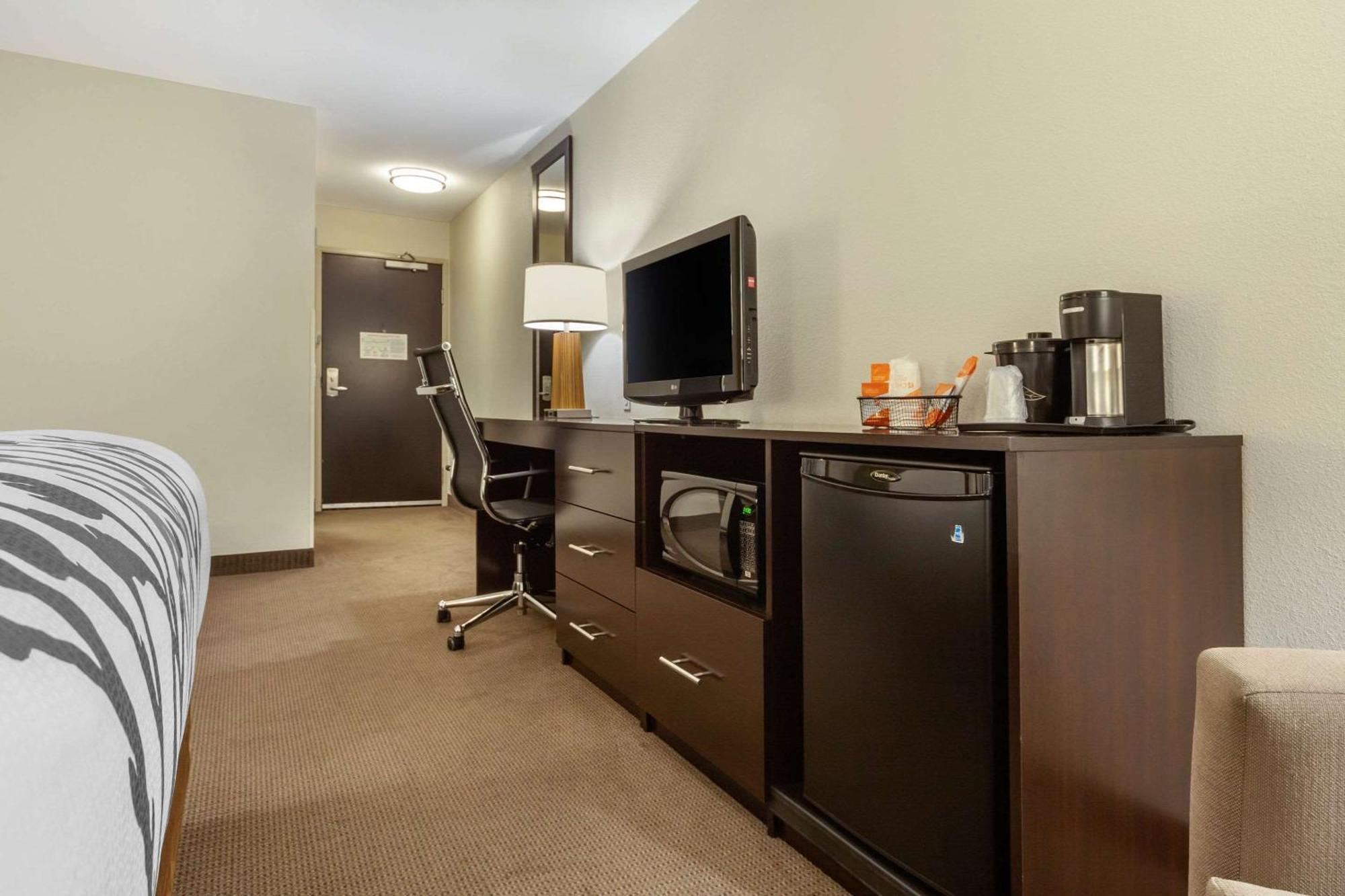 Sleep Inn & Suites Fargo Medical Center Bagian luar foto