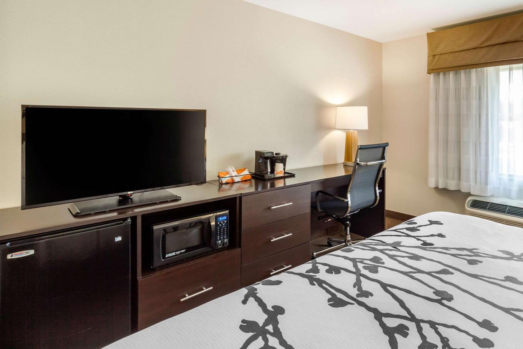 Sleep Inn & Suites Fargo Medical Center Bagian luar foto