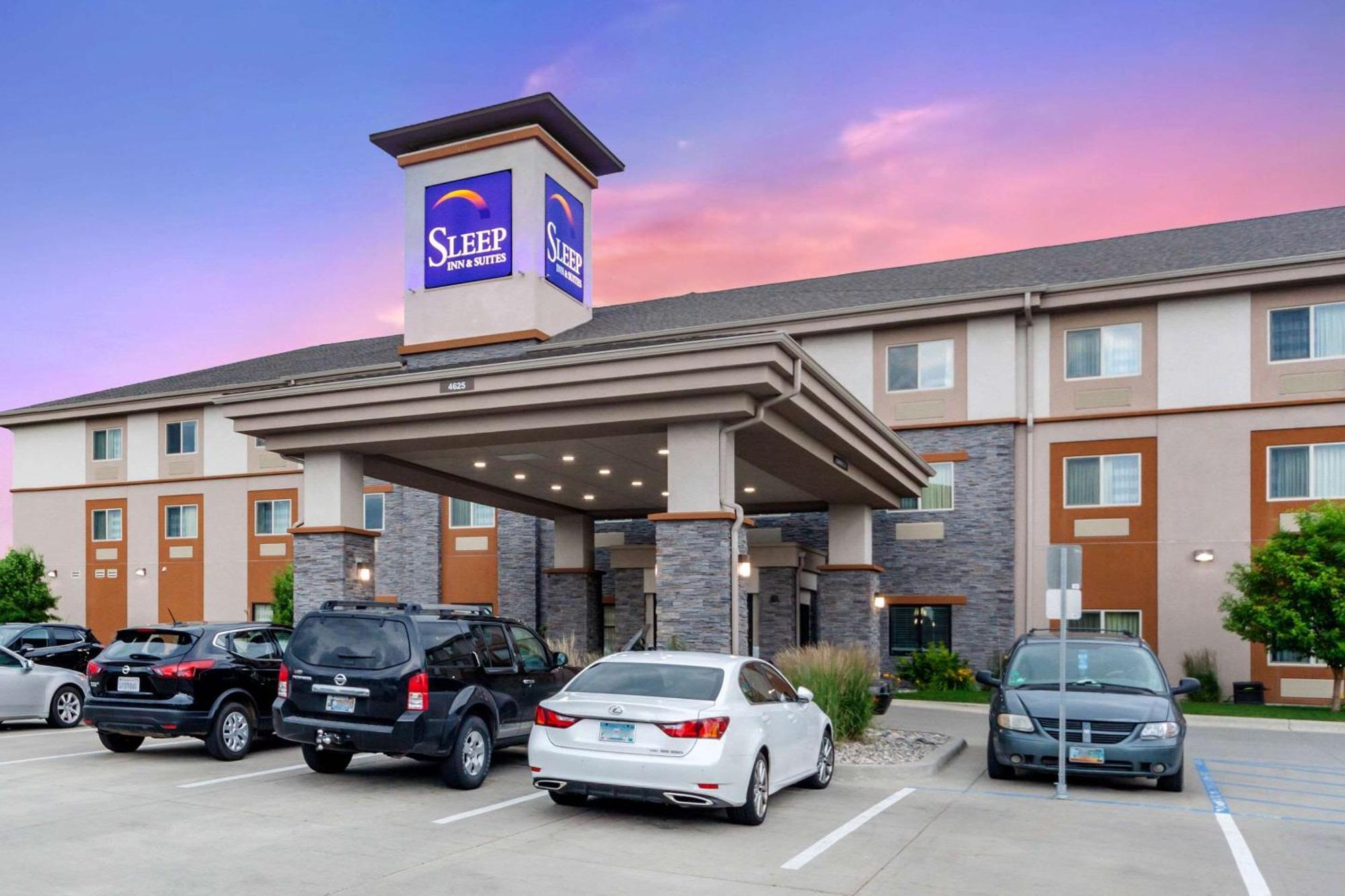 Sleep Inn & Suites Fargo Medical Center Bagian luar foto