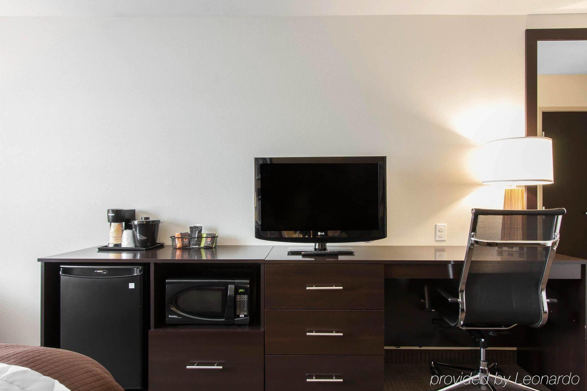 Sleep Inn & Suites Fargo Medical Center Bagian luar foto