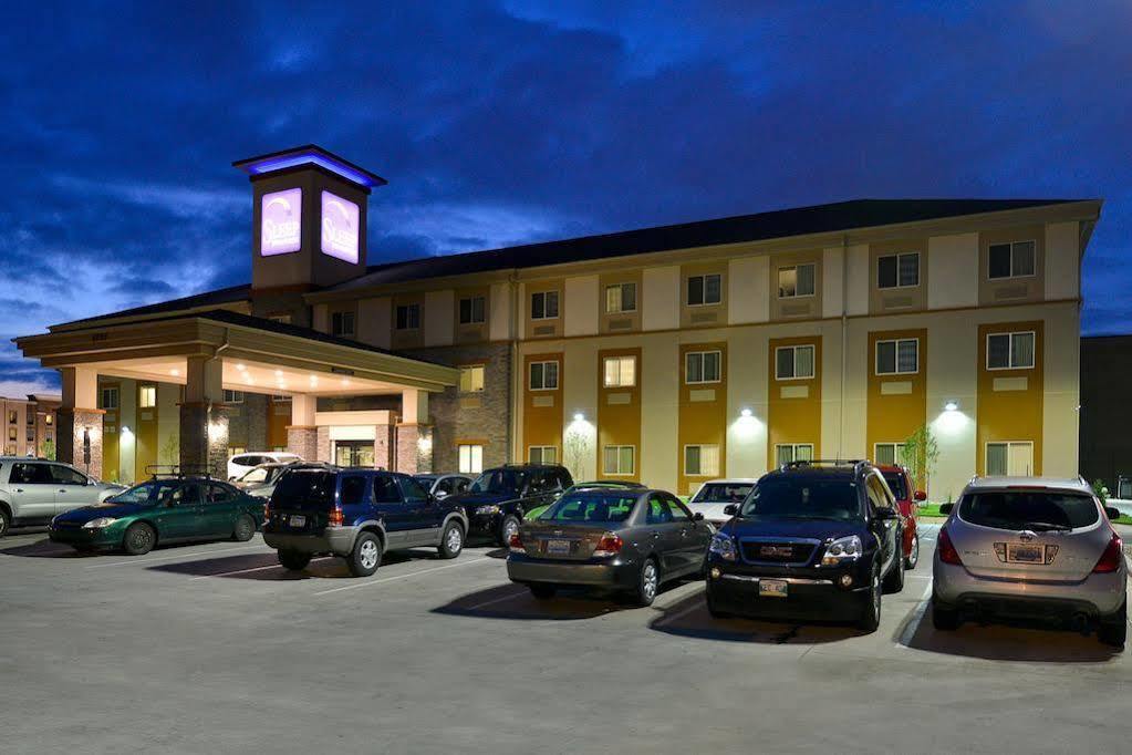 Sleep Inn & Suites Fargo Medical Center Bagian luar foto